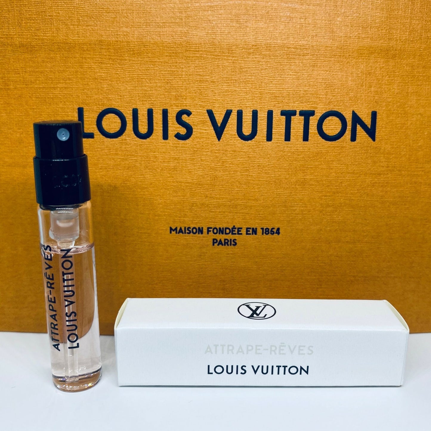 Louis Vuitton Attrape-Reves Eau De Parfum Sample Spray - 2ml/0.06oz