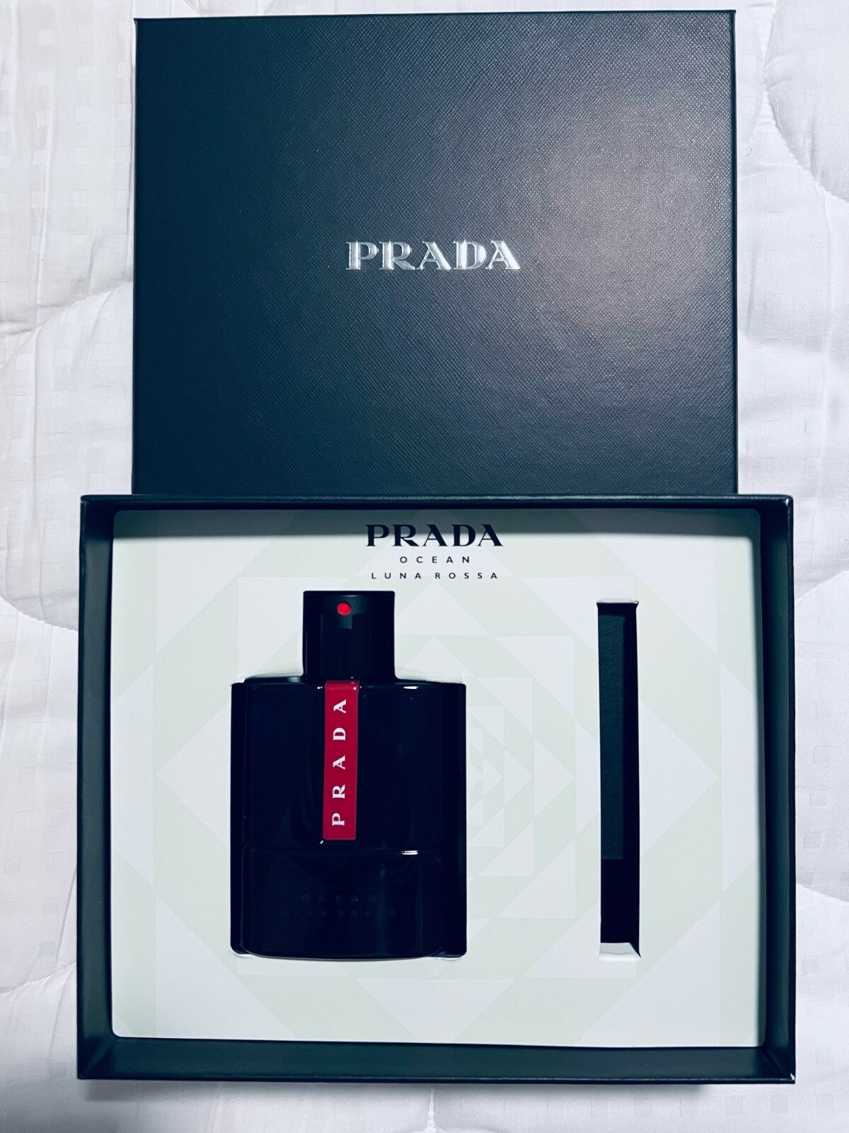 PRADA Luna Rossa Ocean Men`s Eau de Toilette Spray 3.3 oz / 100 ml New in Box