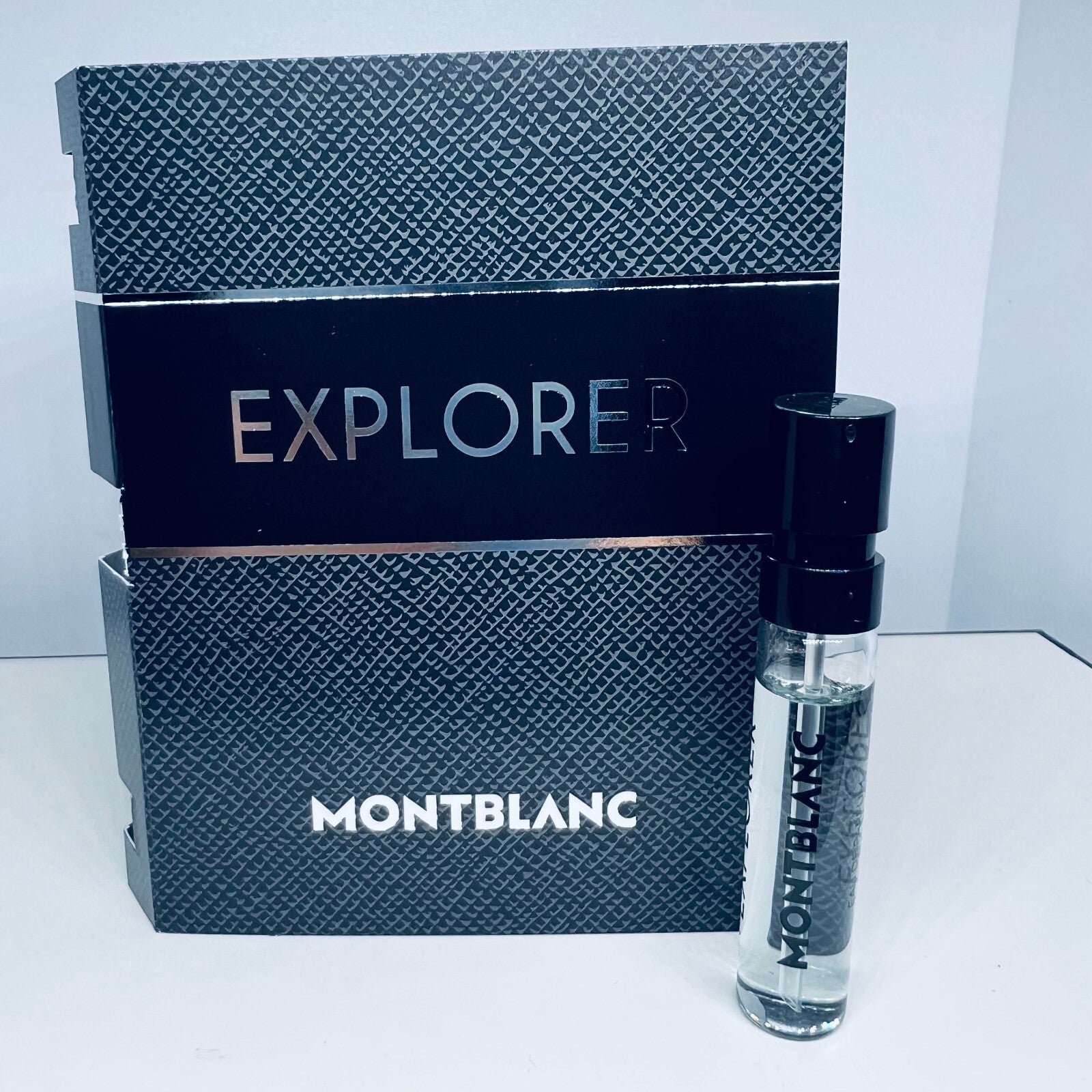 Mont blanc Explorer Eau de Parfum Sample Spray 2ml / 0.06oz New