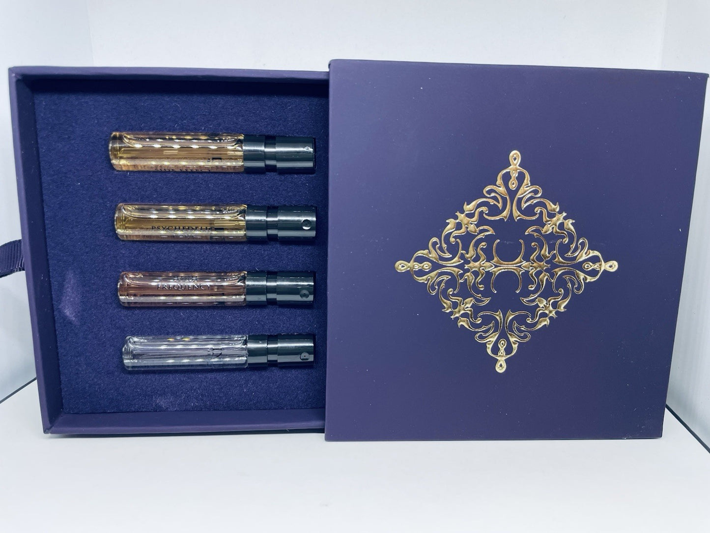 INITIO PARFUMS PRIVES CARNAL INITIATION 4 PCS SET