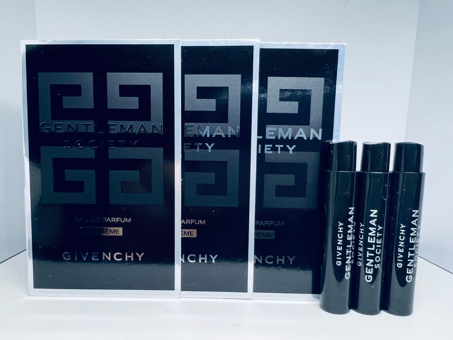 3 Givenchy Gentleman Socirty Extreme Eau de Parfum Samples Spray 1ml / 0.03oz